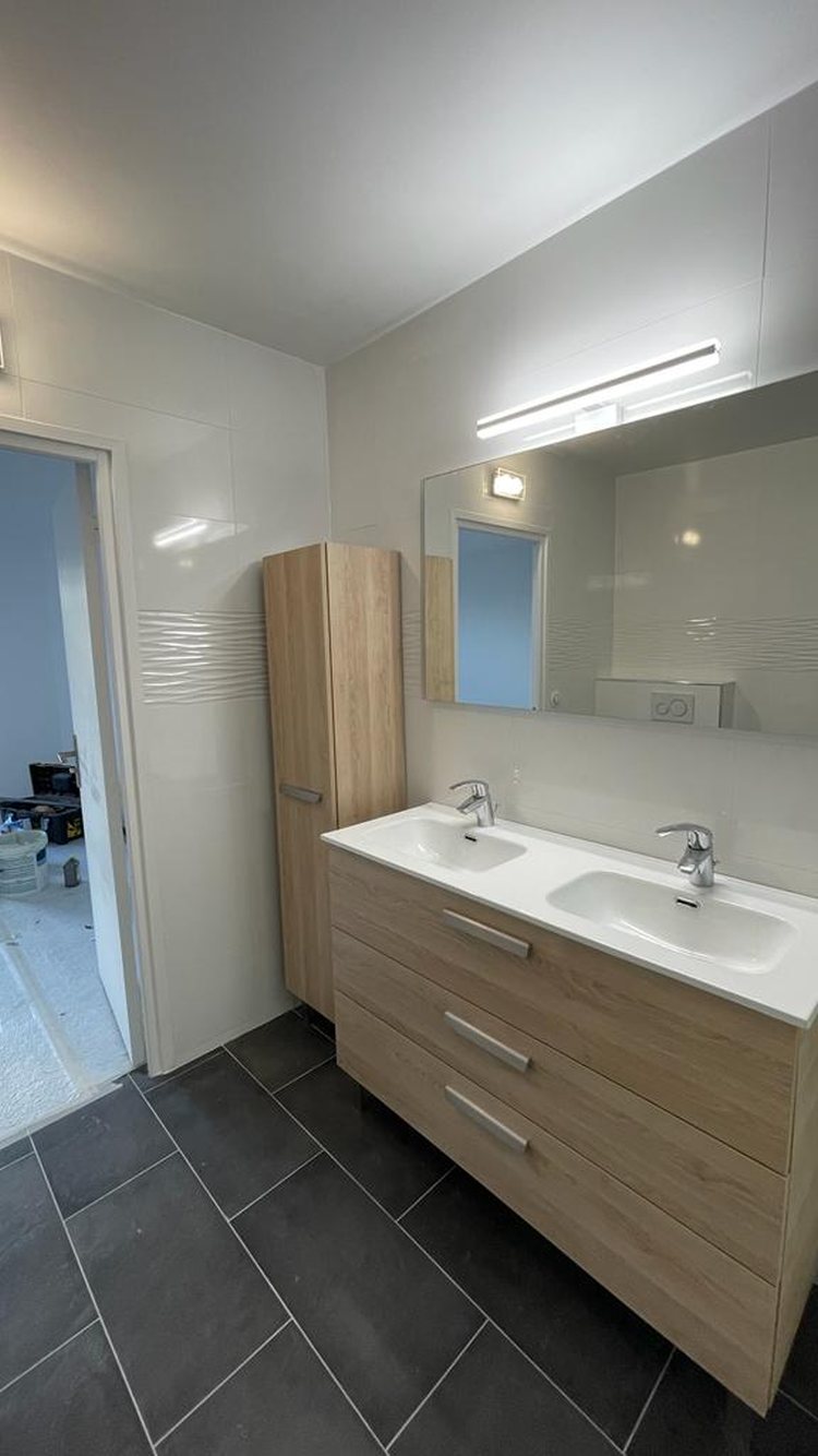 Salle de bain réalisée par Entreprise AÏNA à Gagny 93