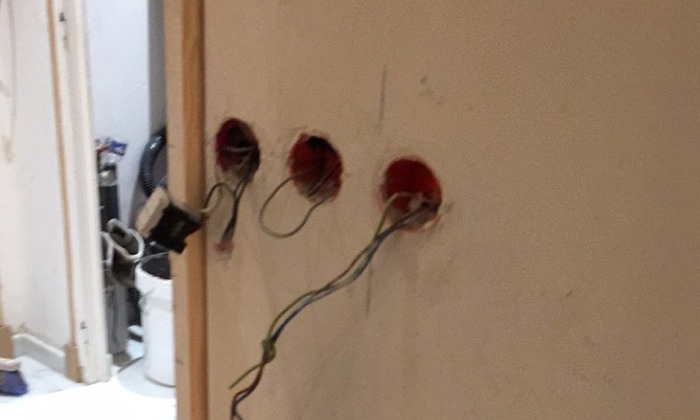 Création de points électriques en rénovation intérieure
